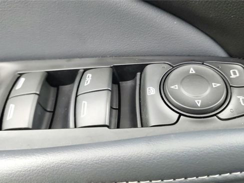 Used 2022 Buick Enclave Essence w/ Experience Buick Package image 26