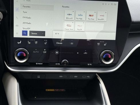 Used 2024 Lexus RZ 300e Premium w/ Accessory Package (Z1) image 19