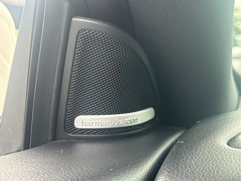 Used 2017 Mercedes-Benz CLA 250 image 24