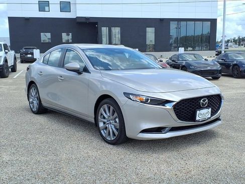 New 2026 MAZDA MAZDA3 2.5 S Sedan w/ Preferred Pkg FWD image 3