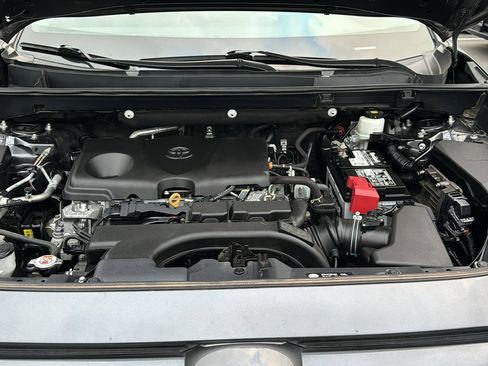 Used 2021 Toyota RAV4 XLE Premium image 35