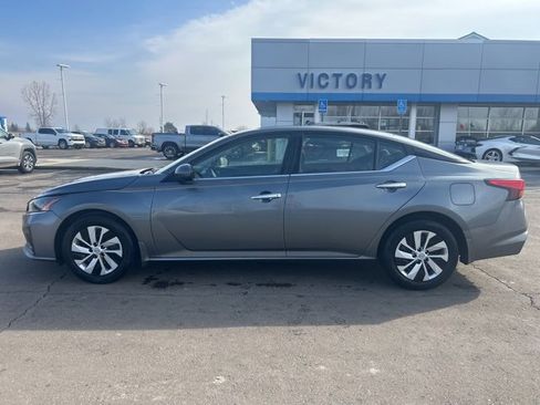 Used 2023 Nissan Altima 2.5 S image 8