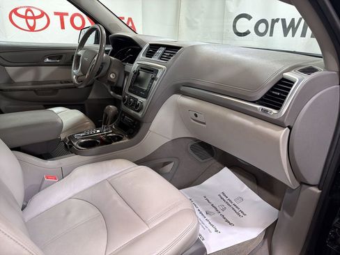 Used 2014 GMC Acadia SLT image 11