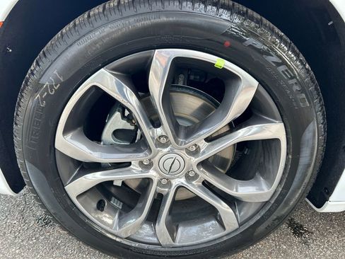 Used 2026 Chrysler Pacifica Pinnacle FWD image 11