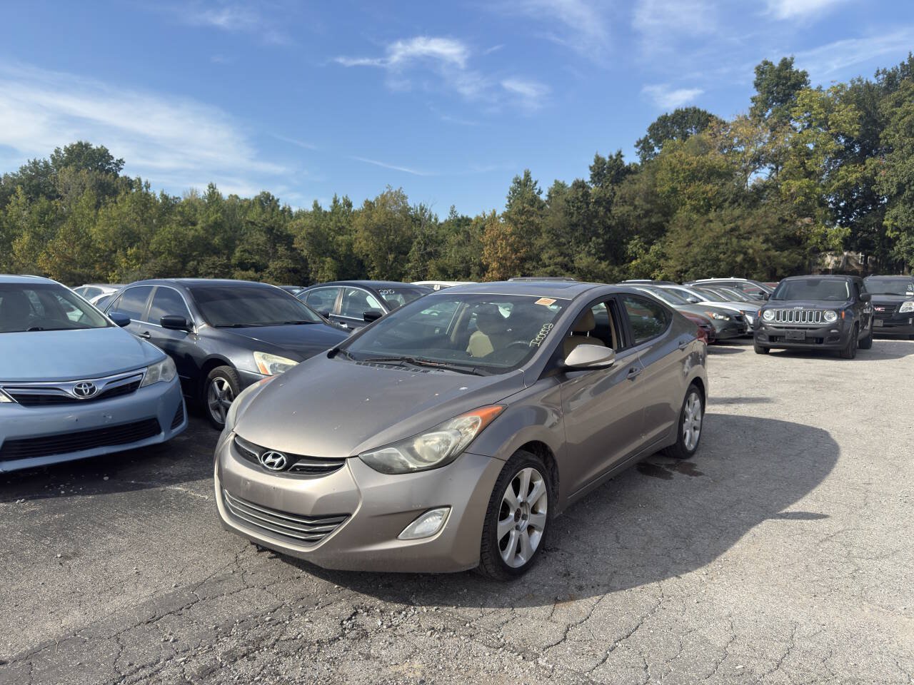 Used 2012 Hyundai Elantra Limited FWD image 2