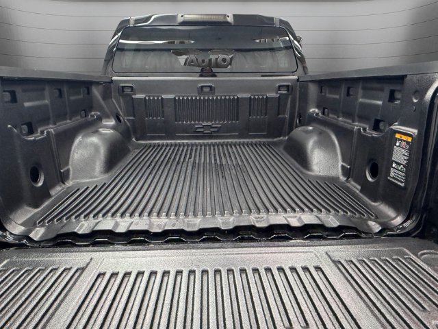 Used 2022 Chevrolet Colorado LT RWD image 32