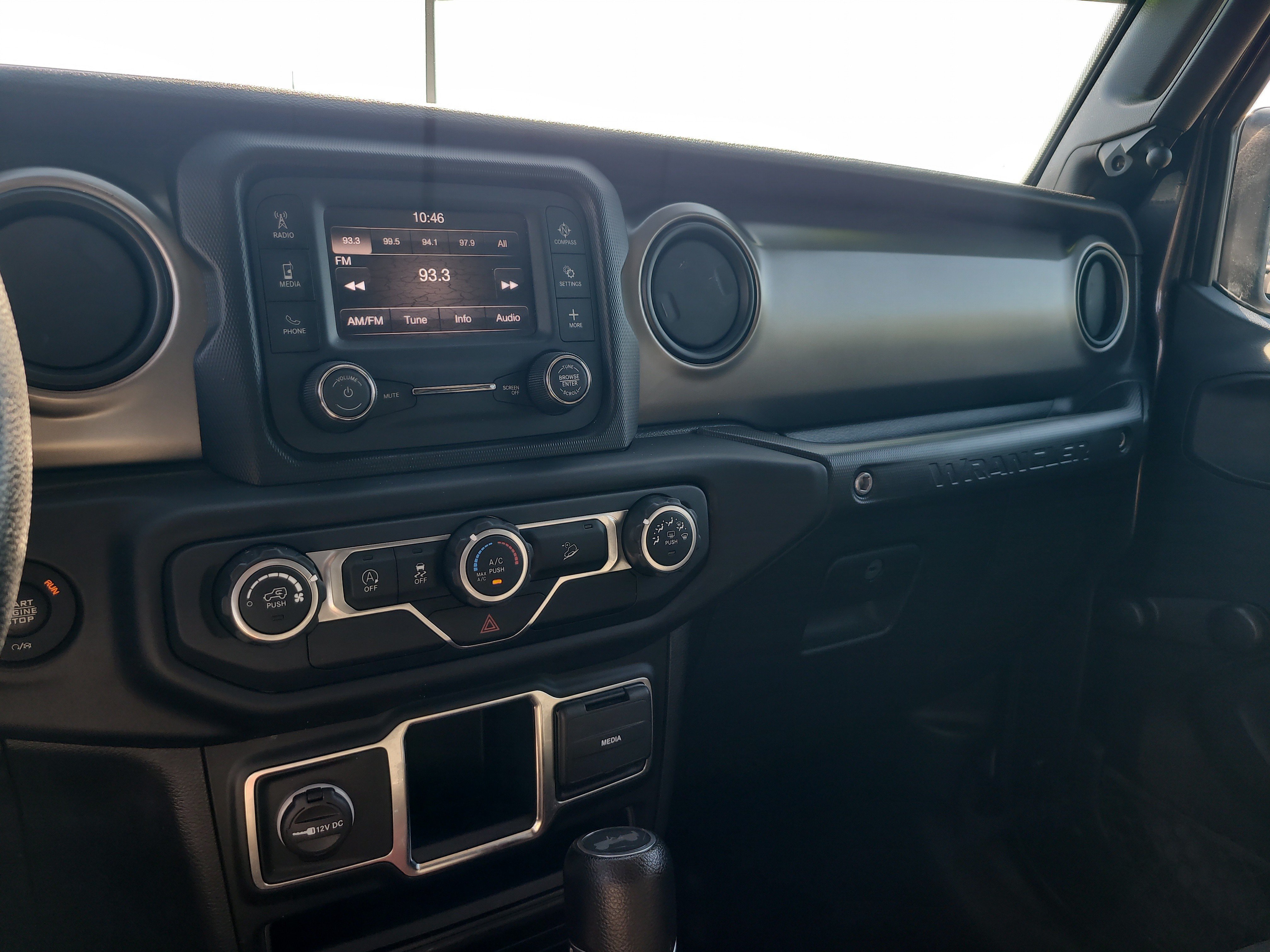Used 2020 Jeep Wrangler Unlimited Sport AWD/4WD image 19