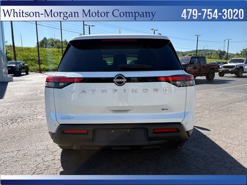 Used 2022 Nissan Pathfinder SV FWD image 7