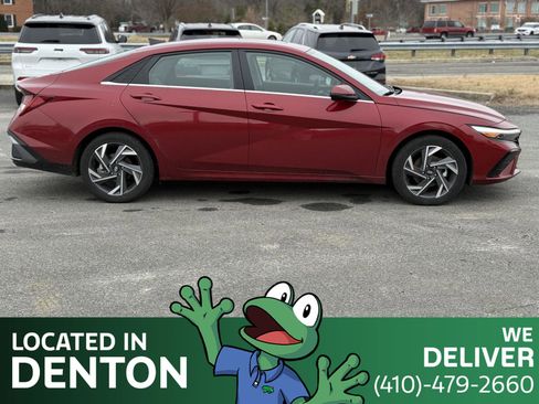 Used 2024 Hyundai Elantra Limited image 4