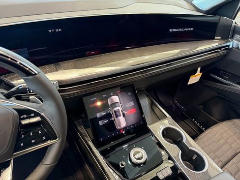 New 2026 Cadillac Escalade V image 44