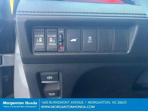 Used 2025 Honda Odyssey Sport-L image 14