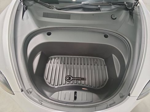 Used 2023 Tesla Model 3 Standard Range RWD image 4
