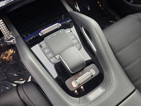 Certified 2025 Mercedes-Benz GLS 580 4MATIC image 26