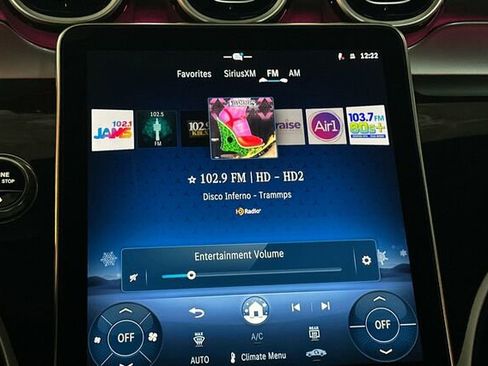 Certified 2025 Mercedes-Benz GLC 300 4MATIC image 24