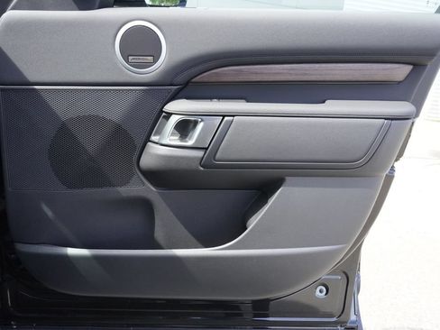 New 2026 Land Rover Discovery S AWD/4WD image 21