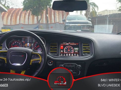 Used 2019 Dodge Charger R/T image 28