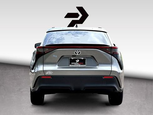 New 2026 Toyota bZ FWD image 7