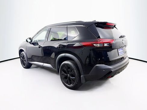 Certified 2023 Nissan Rogue SV w/ SV Premium B Package image 6