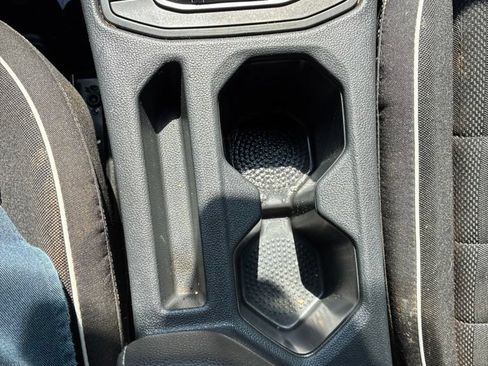 Used 2023 Volkswagen Jetta Sport FWD image 27