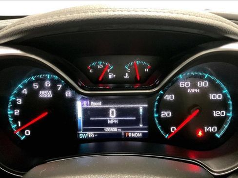 Used 2018 Chevrolet Impala LT FWD image 20