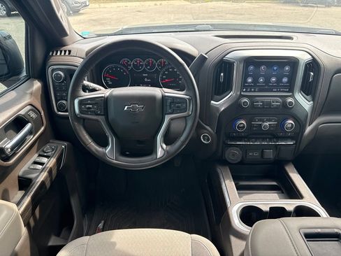 Used 2022 Chevrolet Silverado 1500 LT Trail Boss AWD/4WD image 13