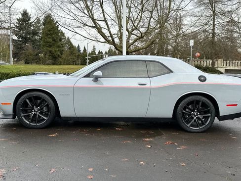 Used 2021 Dodge Challenger R/T w/ Plus Package image 5