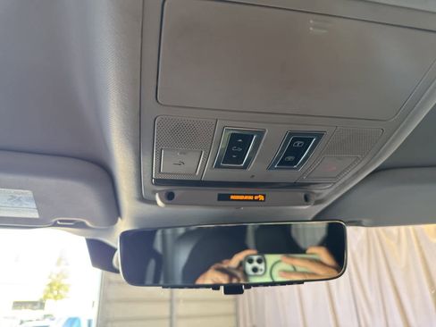 Used 2020 Land Rover Defender 110 HSE image 23