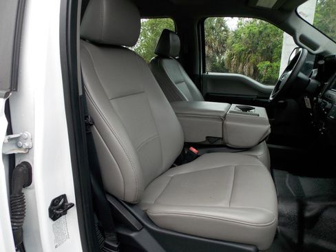 Used 2021 Ford F450 XL image 5