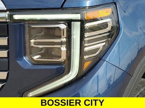 Certified 2022 GMC Sierra 1500 SLT image 17