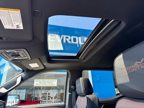 Used 2023 Chevrolet Silverado 1500 High Country w/ High Country Premium Package image 27