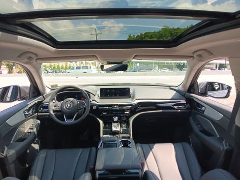 Used 2023 Acura MDX SH-AWD image 21