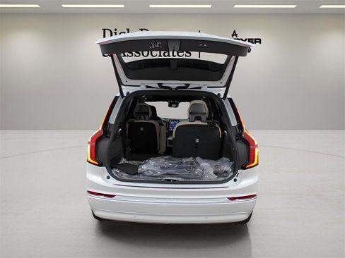 New 2026 Volvo XC60 B5 Plus w/ Protection Package Premier image 44