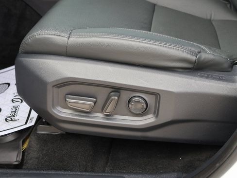 Used 2025 Toyota Tundra SR5 image 23