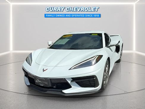 Used 2023 Chevrolet Corvette Stingray Coupe w/ Z51 Performance Package RWD image 3