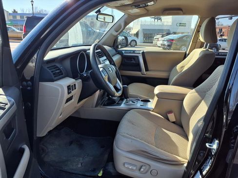 Used 2013 Toyota 4Runner SR5 image 22