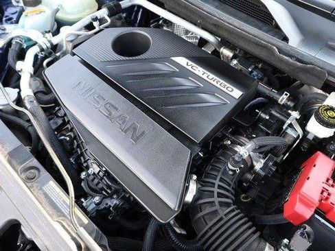 Used 2025 Nissan Rogue SV AWD/4WD image 25