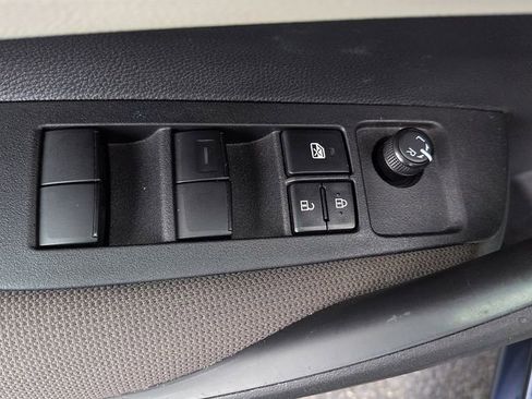 Certified 2025 Toyota Corolla LE FWD image 15
