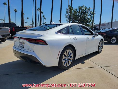 Certified 2023 Toyota Mirai XLE w/ Advanced Technology Package image 4