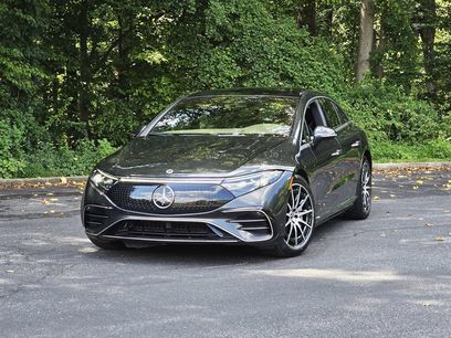 Used 2022 Mercedes-Benz EQS 580 4MATIC Sedan w/ Exclusive Trim Package