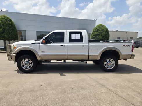 Used 2012 Ford F250 King Ranch w/ King Ranch w/Chrome Pkg AWD/4WD image 3