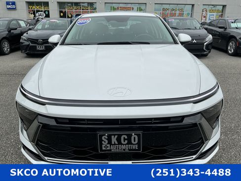 Used 2025 Hyundai Sonata SEL FWD image 8