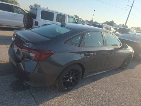 Used 2025 Honda Civic Sport image 21
