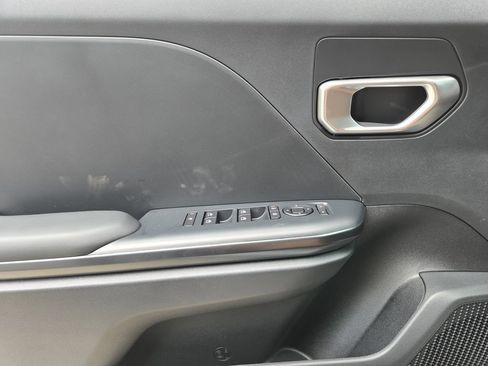 New 2026 Kia K4 FWD image 16
