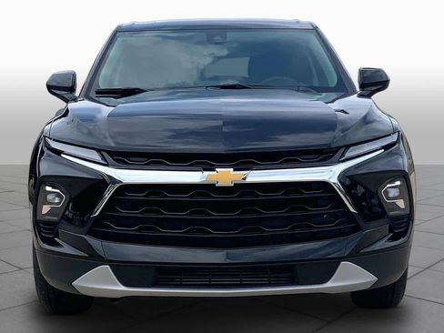 Used 2025 Chevrolet Blazer LT FWD image 4