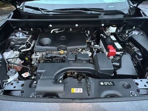 Used 2024 Toyota RAV4 XLE image 38