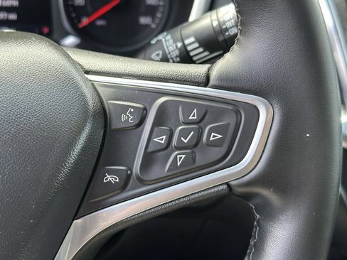 Used 2023 Chevrolet Equinox LT AWD/4WD image 19