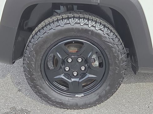 Used 2020 Jeep Renegade Sport image 7