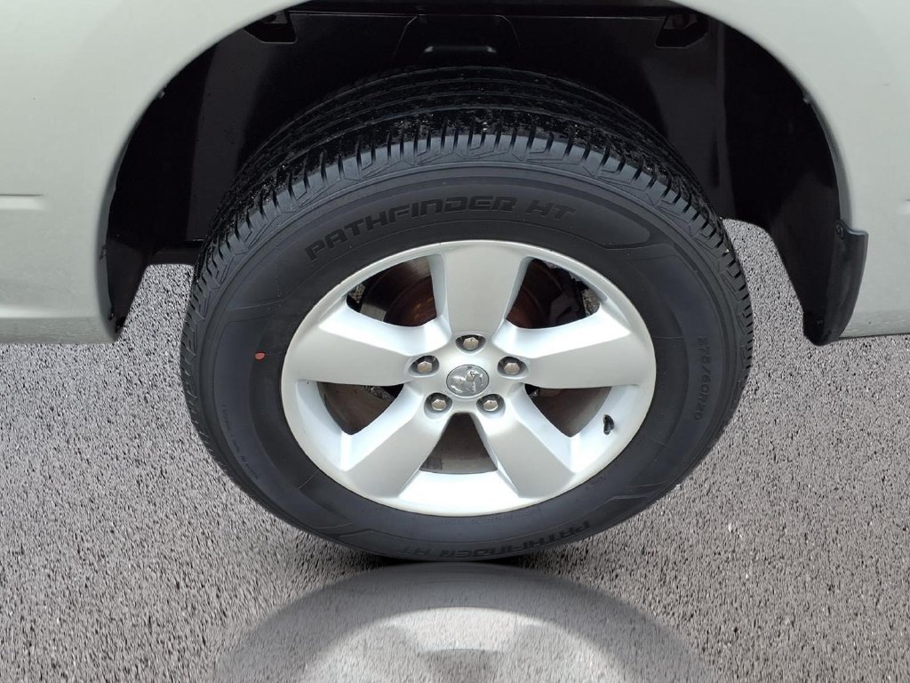Used 2013 RAM 1500 Express AWD/4WD image 26