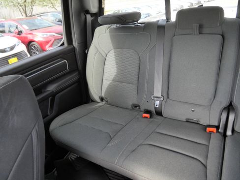 Used 2025 RAM 1500 Big Horn AWD/4WD image 12