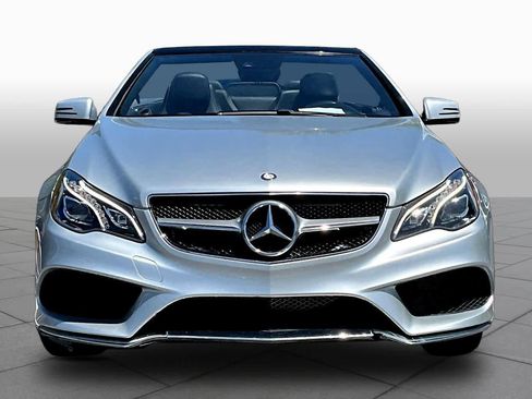 Used 2016 Mercedes-Benz E 400 Cabriolet image 4